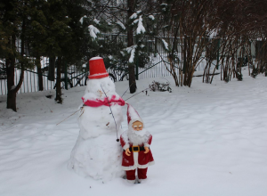Magia zimy na przedszkolnym podwórku